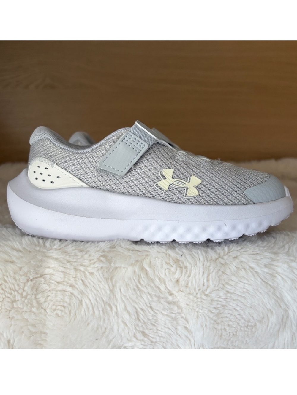 ✨$30✨NWT•Under Armour Surge 4 AC Toddler Running Shoes | 8T